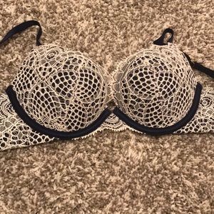 Victoria’s Secret lace push-up bra